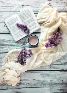 book, lilac, flowers-3387071.jpg